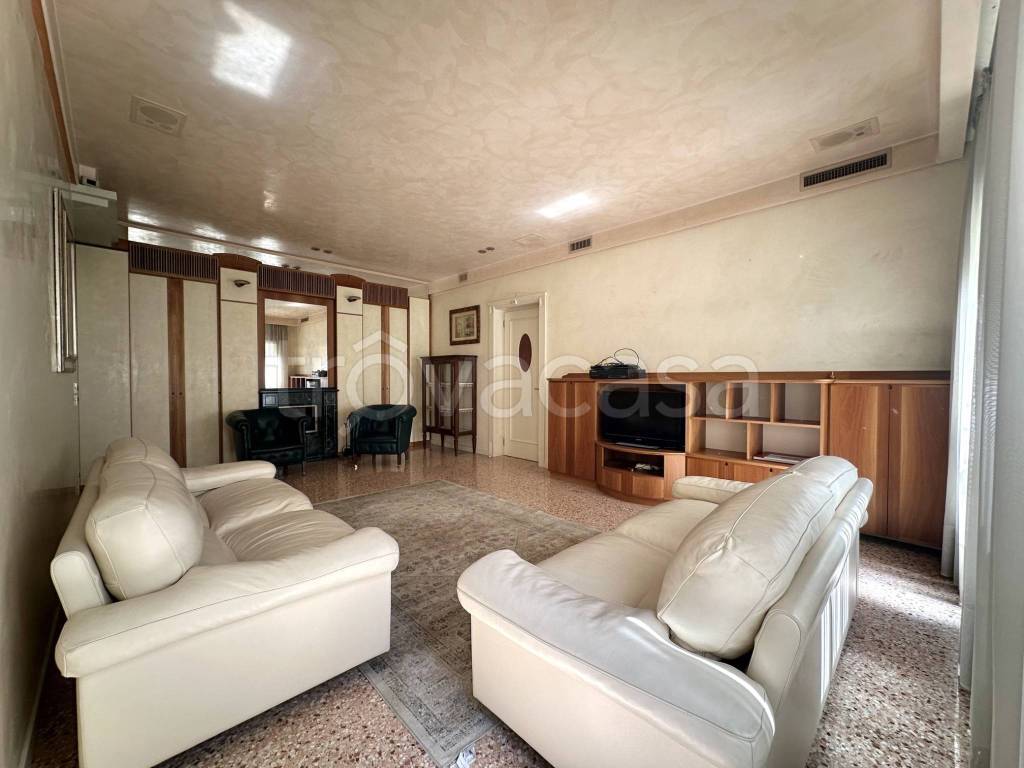 appartamento in affitto a Treviso in zona Centro Storico