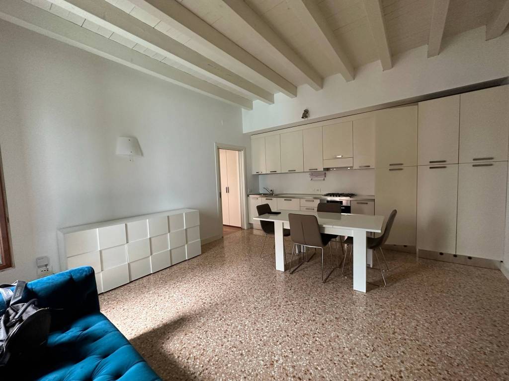 appartamento in affitto a Treviso in zona Centro Storico