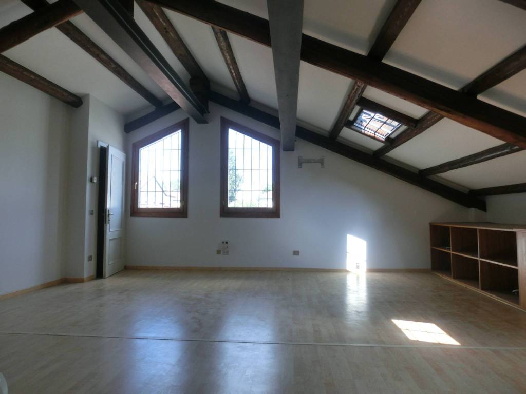 appartamento in affitto a Treviso in zona Centro Storico