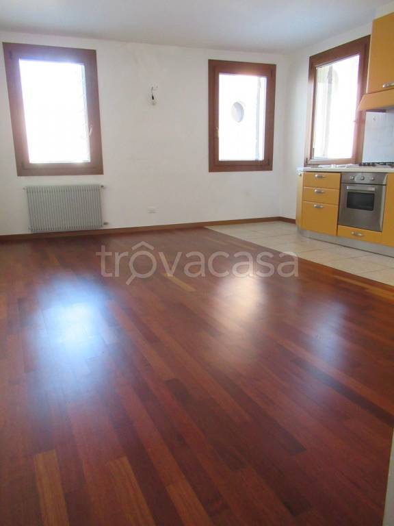 appartamento in affitto a Treviso in zona Centro Storico