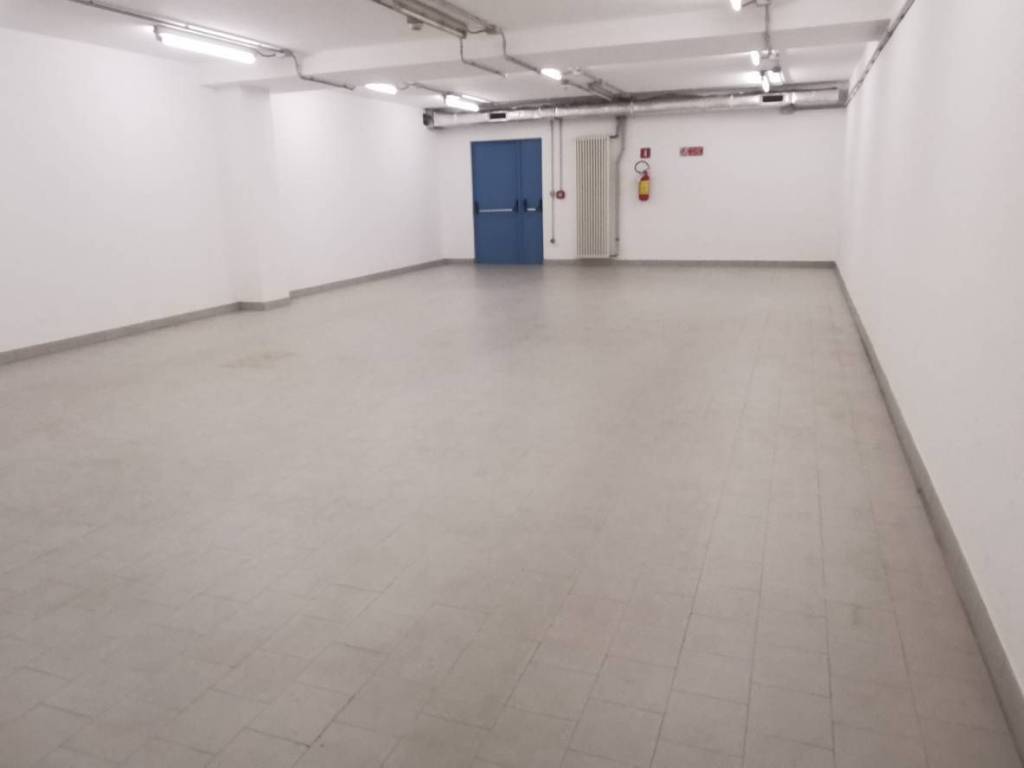 locale commerciale in affitto a Treviso