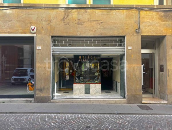 negozio in affitto a Treviso in zona Centro Storico