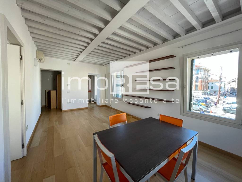 appartamento in affitto a Treviso in zona Centro Storico