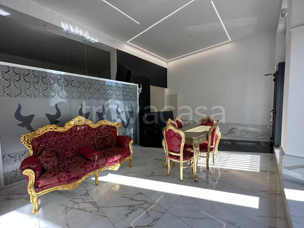 negozio in affitto a Treviso