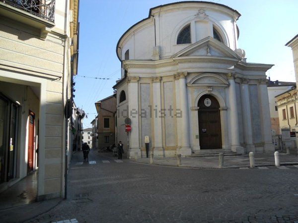 negozio in affitto a Treviso in zona Centro Storico