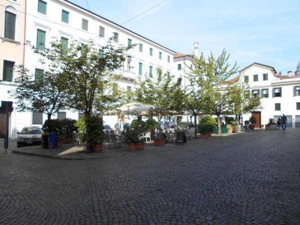 negozio in affitto a Treviso in zona Centro Storico