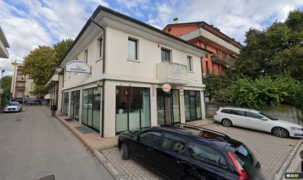 negozio in affitto a Treviso