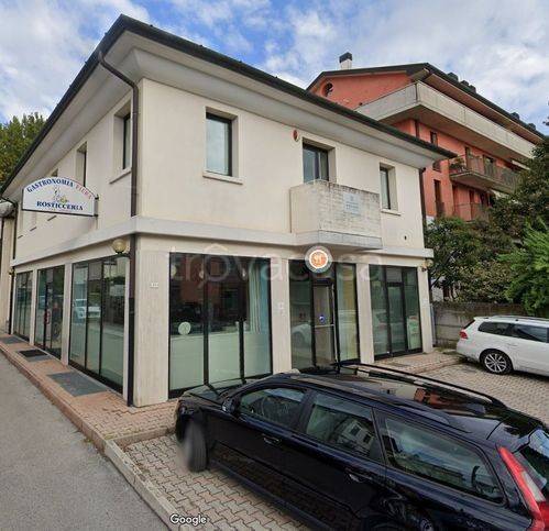 negozio in affitto a Treviso