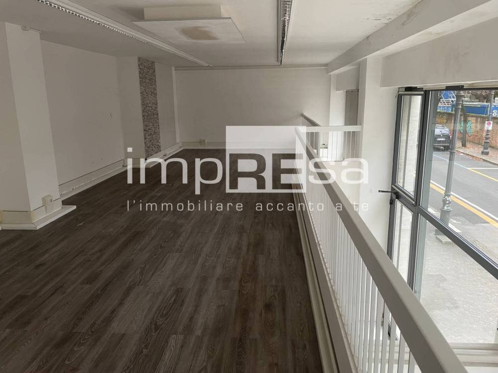 negozio in affitto a Treviso