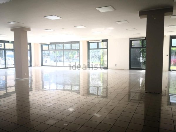 negozio in affitto a Treviso in zona Santa Bona