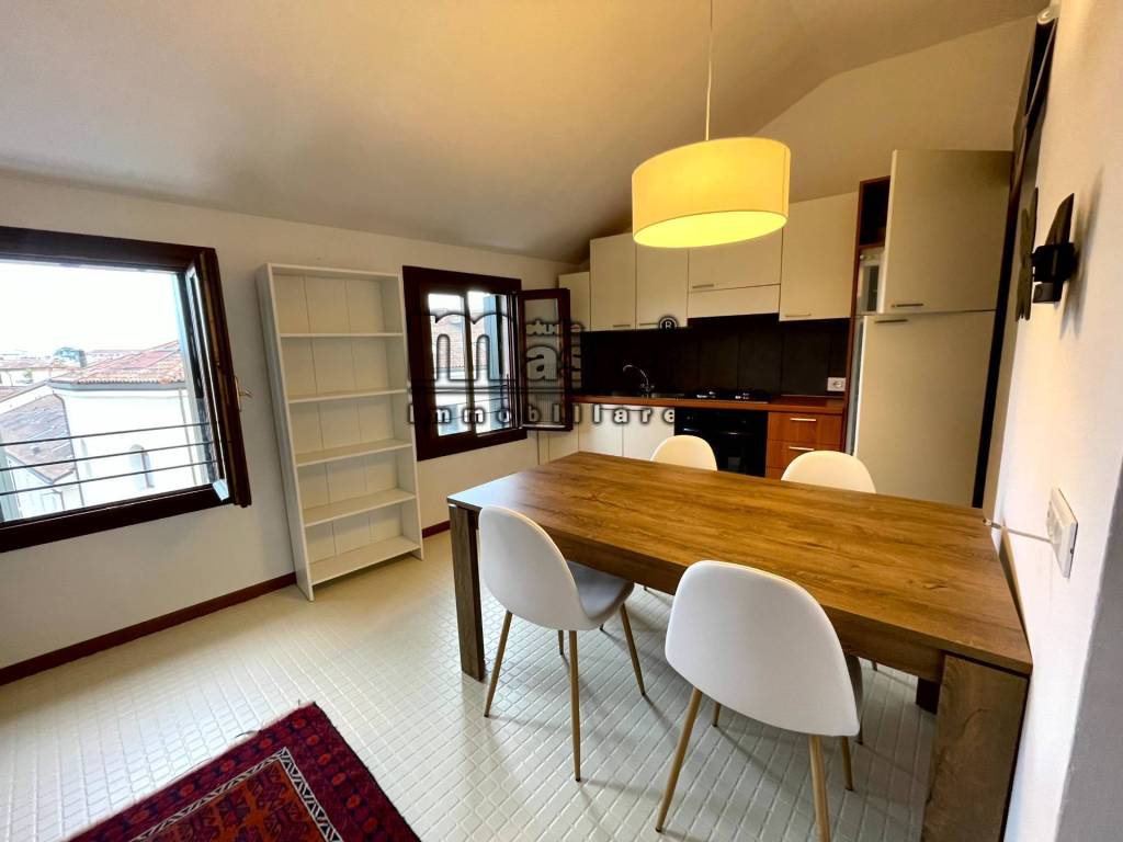 appartamento in affitto a Treviso in zona Centro Storico