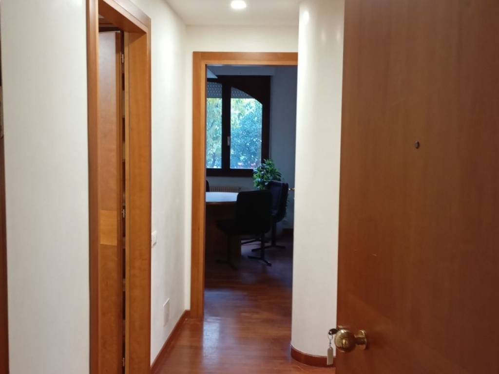 ufficio in affitto a Treviso in zona San Pelaio