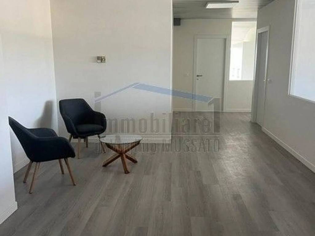 ufficio in affitto a Treviso in zona Canizzano