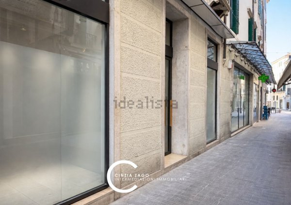 negozio in affitto a Treviso