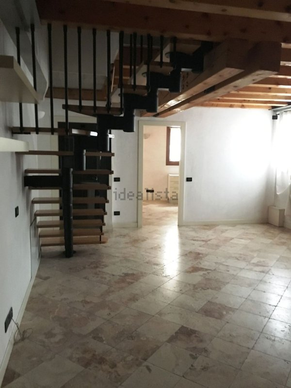 appartamento in affitto a Treviso in zona Centro Storico