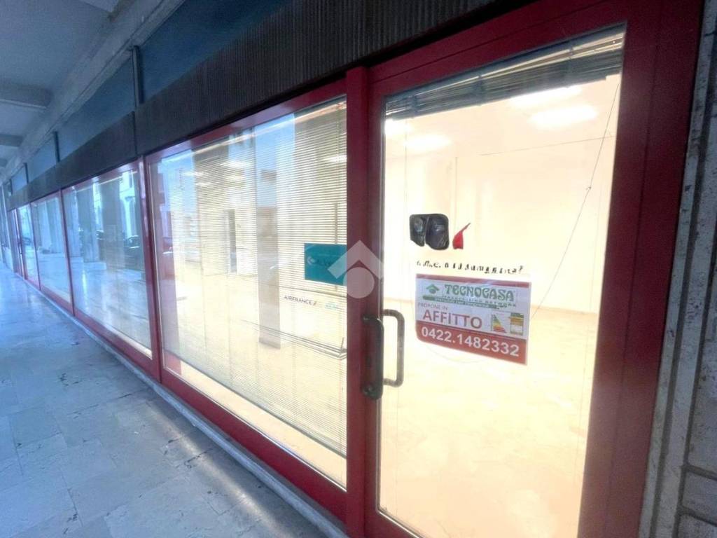 negozio in affitto a Treviso