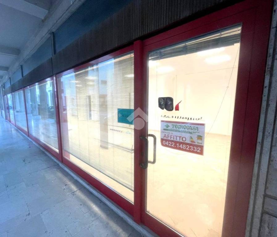 negozio in affitto a Treviso