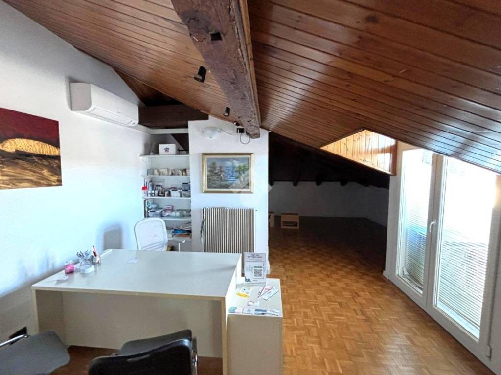 ufficio in affitto a Treviso in zona San Pelaio