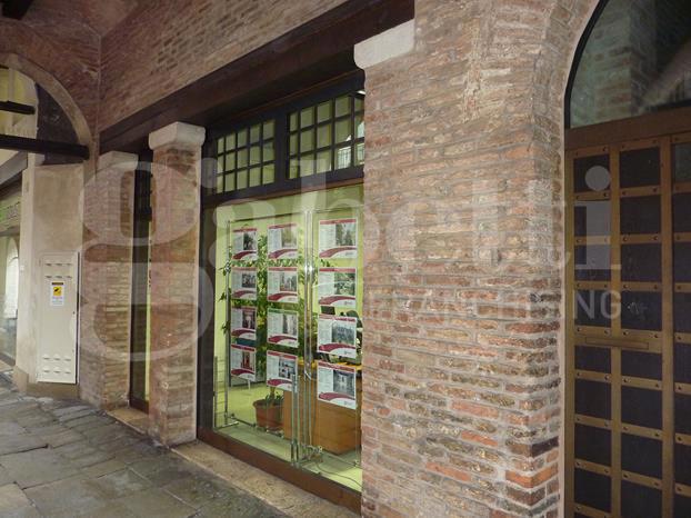 negozio in affitto a Treviso