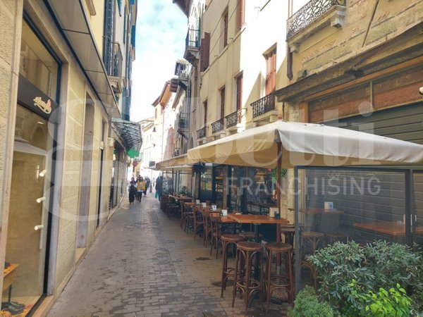 negozio in affitto a Treviso in zona Centro Storico