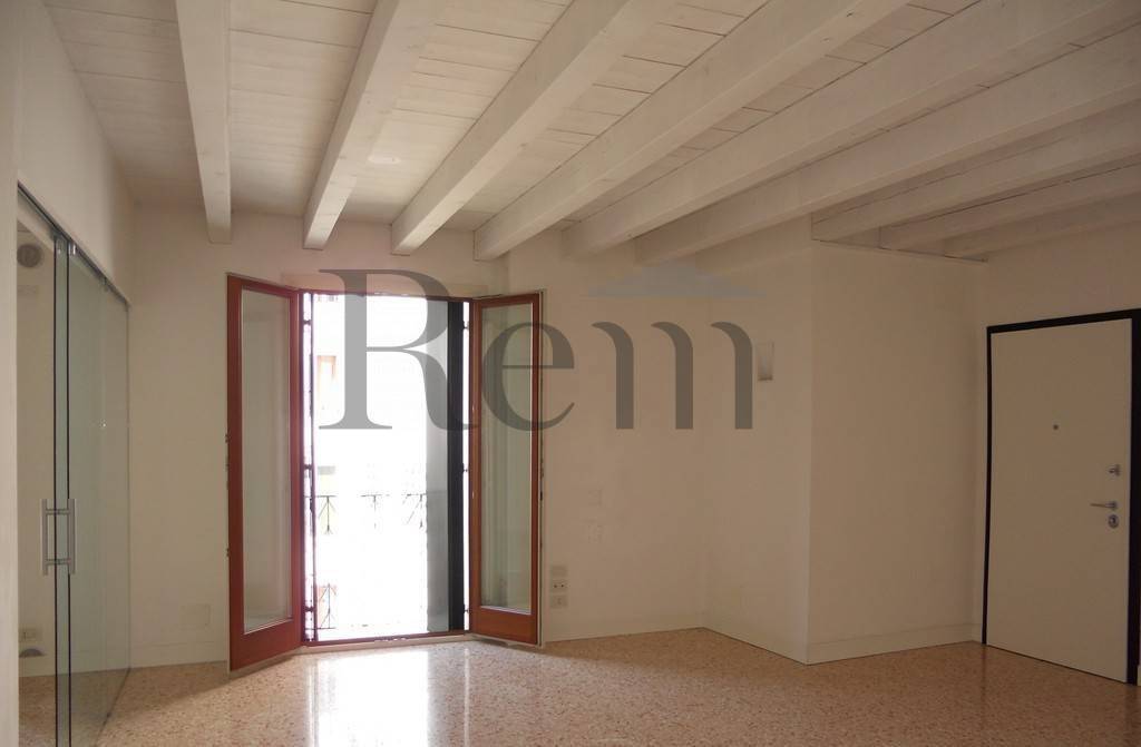 appartamento in affitto a Treviso in zona Centro Storico