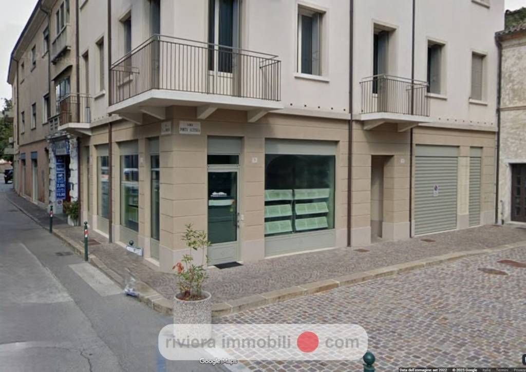 negozio in affitto a Treviso