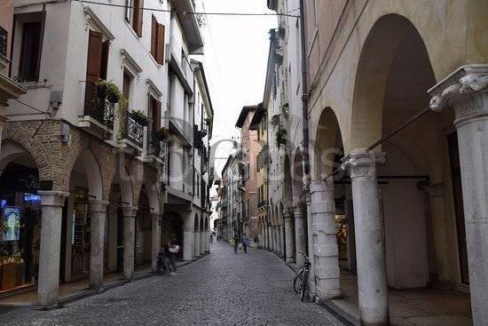 negozio in affitto a Treviso in zona Centro Storico