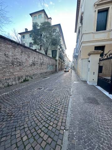appartamento in affitto a Treviso in zona Centro Storico