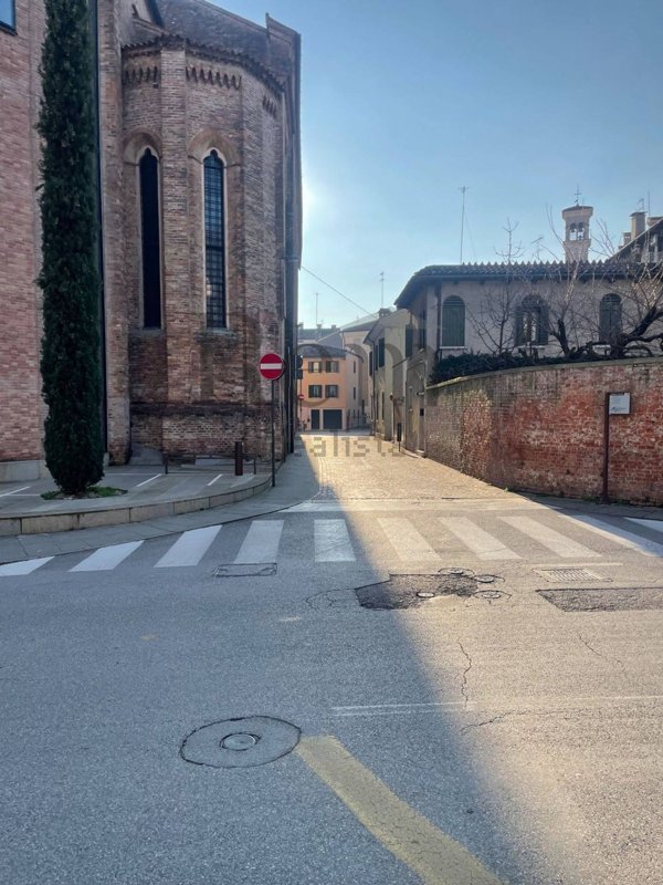 negozio in affitto a Treviso