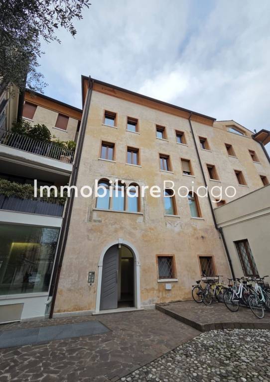 appartamento in affitto a Treviso in zona Centro Storico