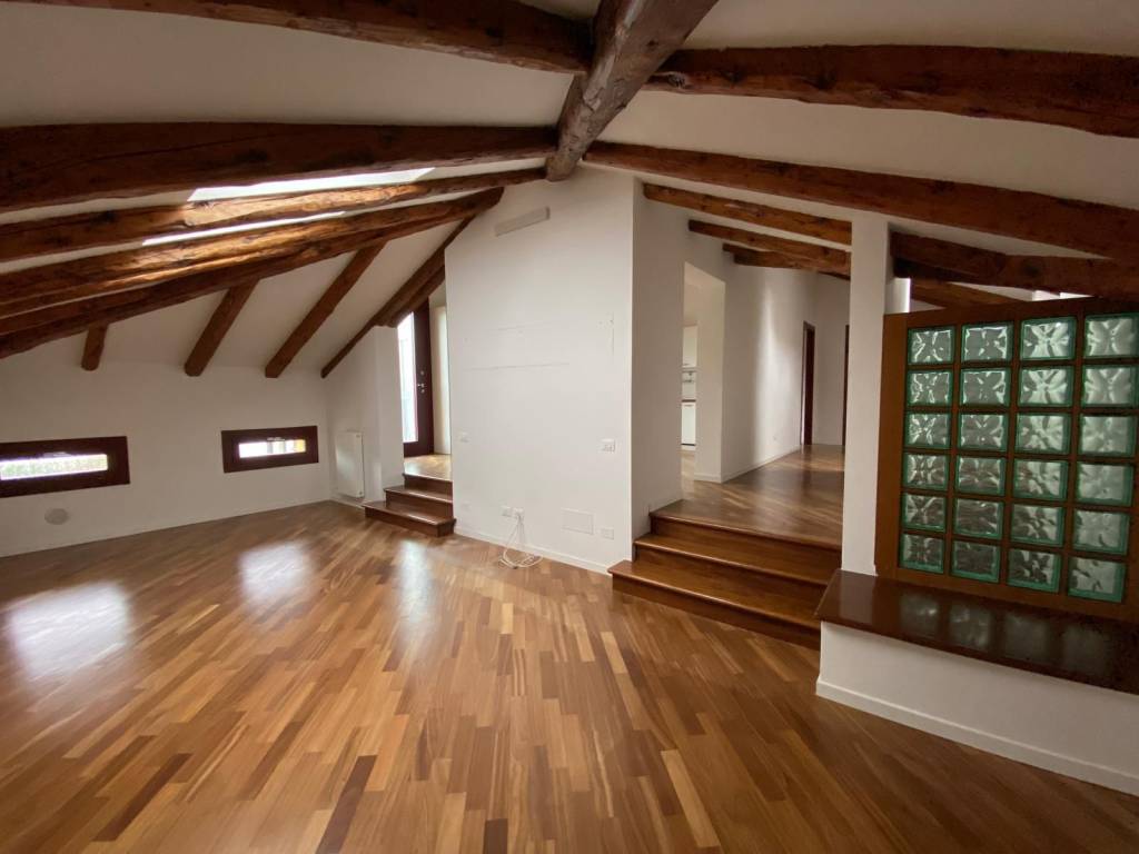 appartamento in affitto a Treviso