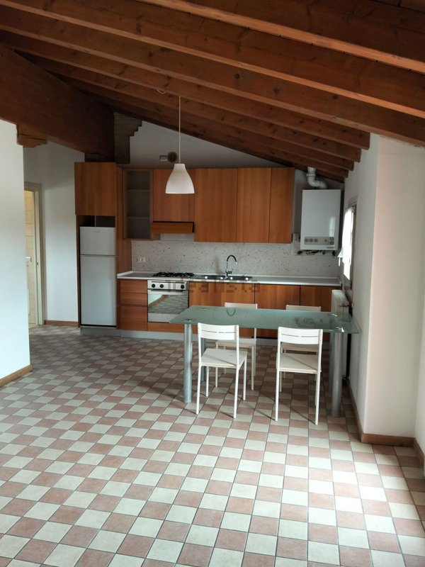 appartamento in affitto a Treviso in zona Santa Bona