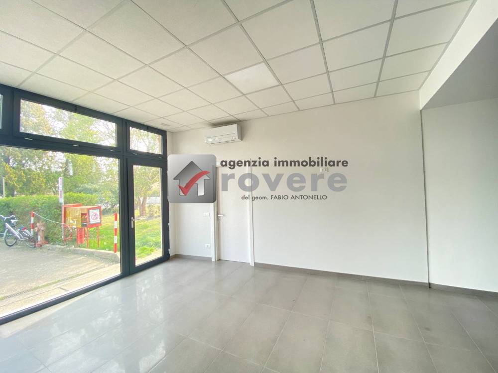 locale commerciale in affitto a Treviso in zona Centro Storico