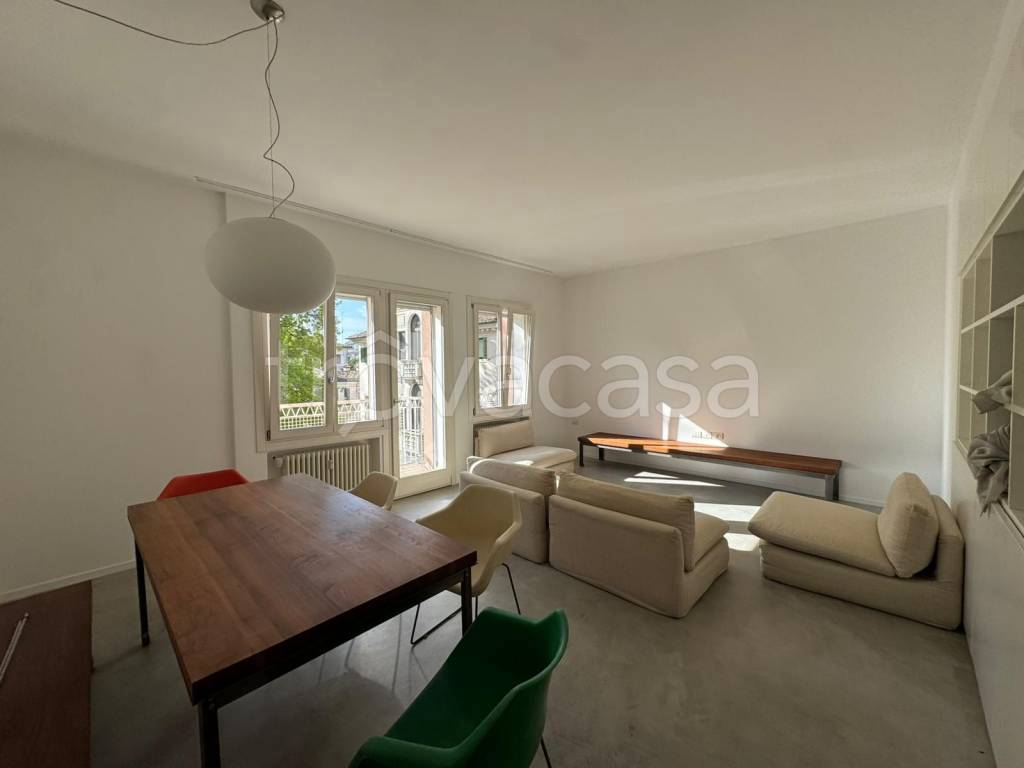 appartamento in affitto a Treviso in zona Centro Storico