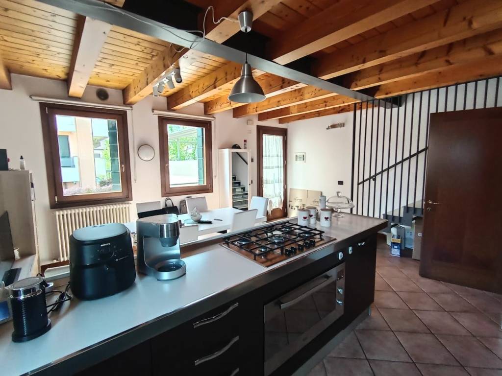 appartamento in affitto a Treviso in zona Ghirada / San Zeno