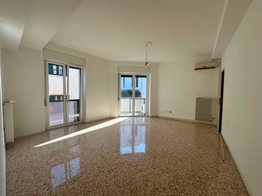 appartamento in affitto a Treviso in zona Centro Storico