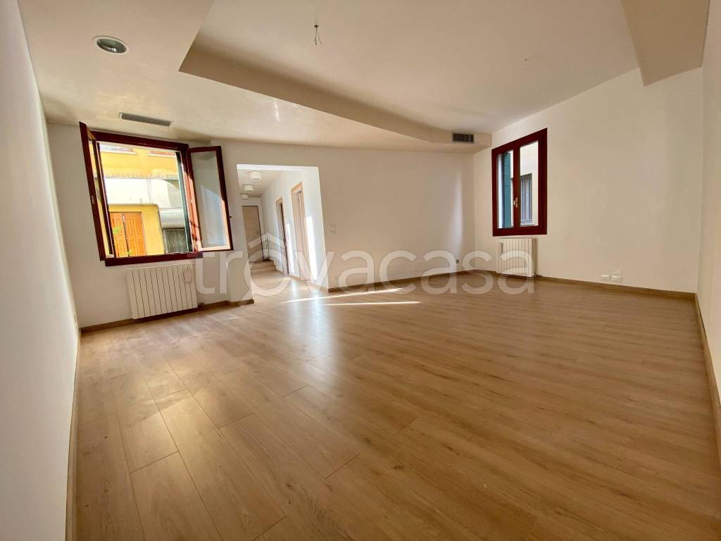 immagine annuncio 0 di 14