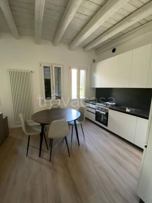 appartamento in affitto a Treviso in zona Centro Storico