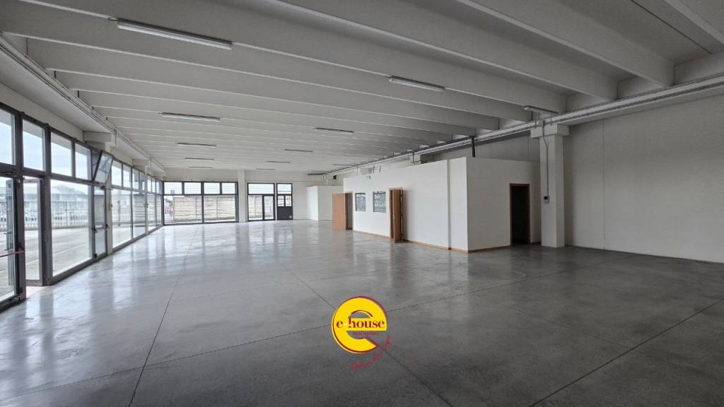 locale commerciale in affitto a Vedelago