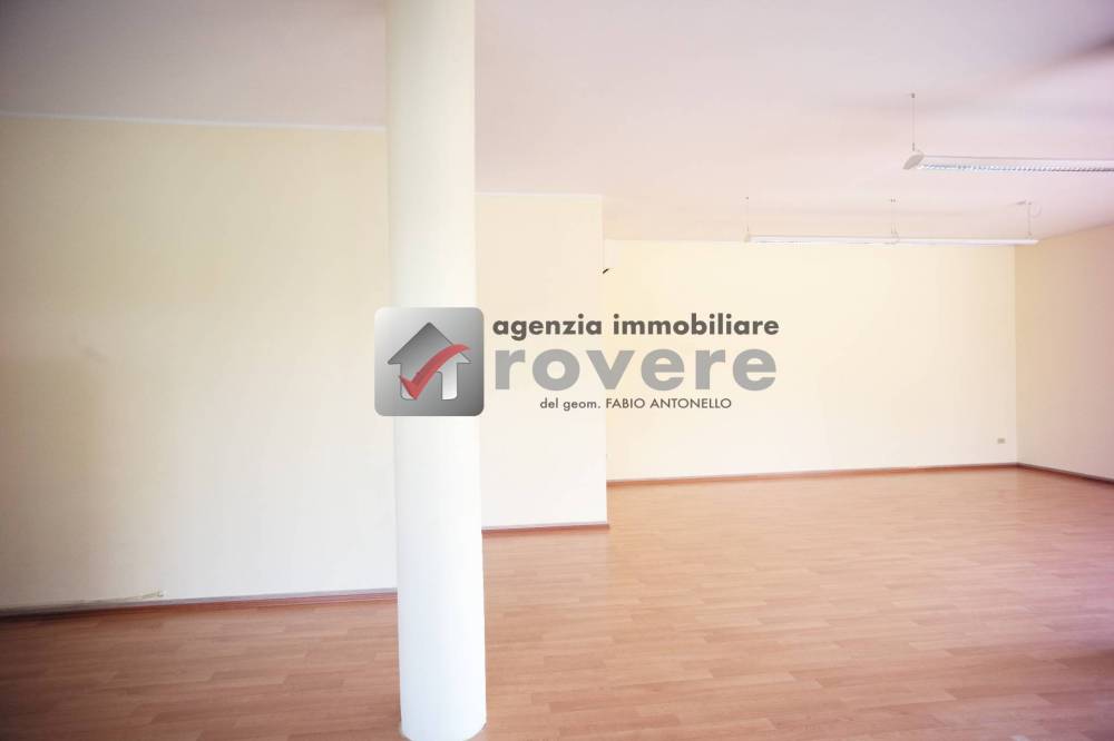locale commerciale in affitto a Villorba