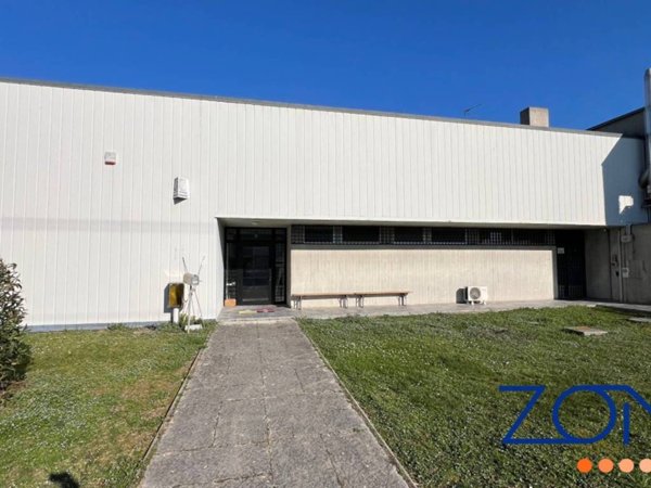 locale commerciale in affitto a Villorba in zona Lancenigo