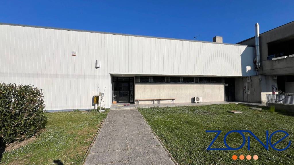 locale commerciale in affitto a Villorba in zona Lancenigo