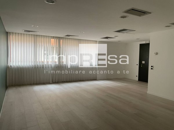 ufficio in affitto a Villorba in zona Lancenigo