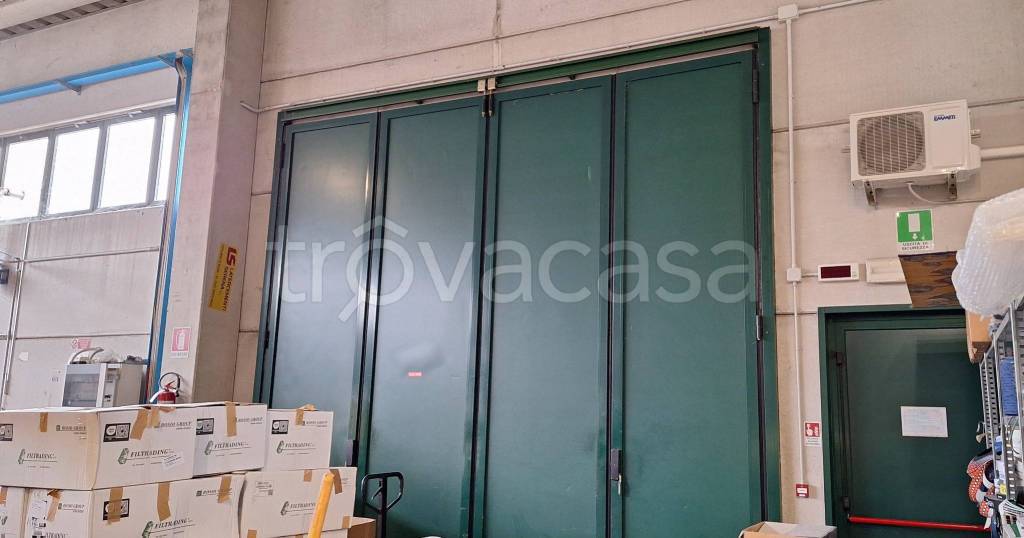 locale commerciale in affitto a Villorba