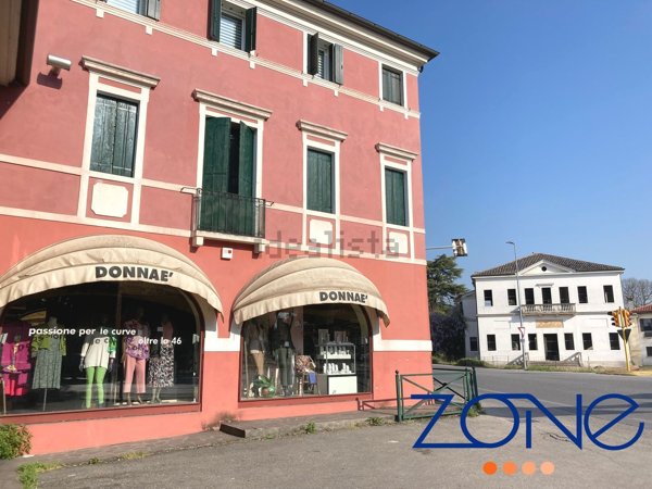 locale commerciale in affitto a Villorba