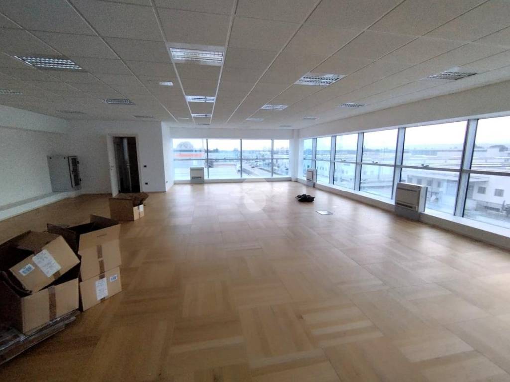 ufficio in affitto a Villorba in zona Lancenigo