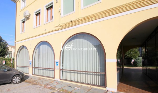 locale commerciale in affitto a Villorba in zona Carità