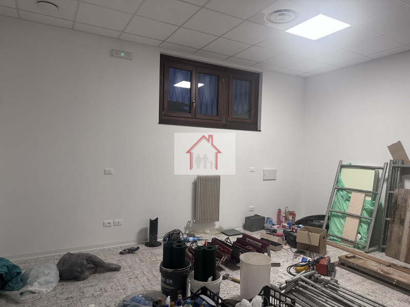 ufficio in affitto a Villorba in zona Fontane