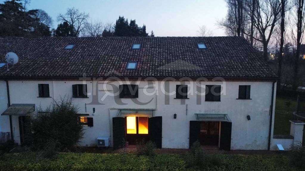 casa indipendente in affitto a Villorba in zona Lancenigo