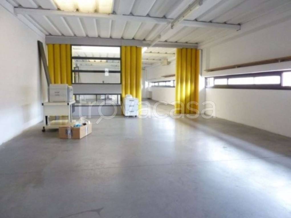 locale commerciale in affitto a Villorba